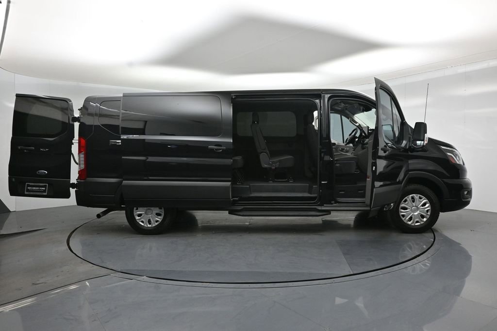 Certified 2023 Ford Transit 350 XLT RWD image 4