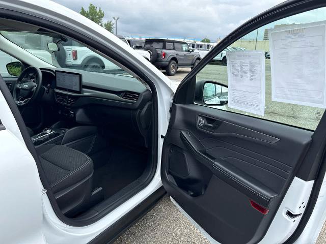 Certified 2023 Ford Escape Active w/ Tech Pack #1 AWD/4WD image 9
