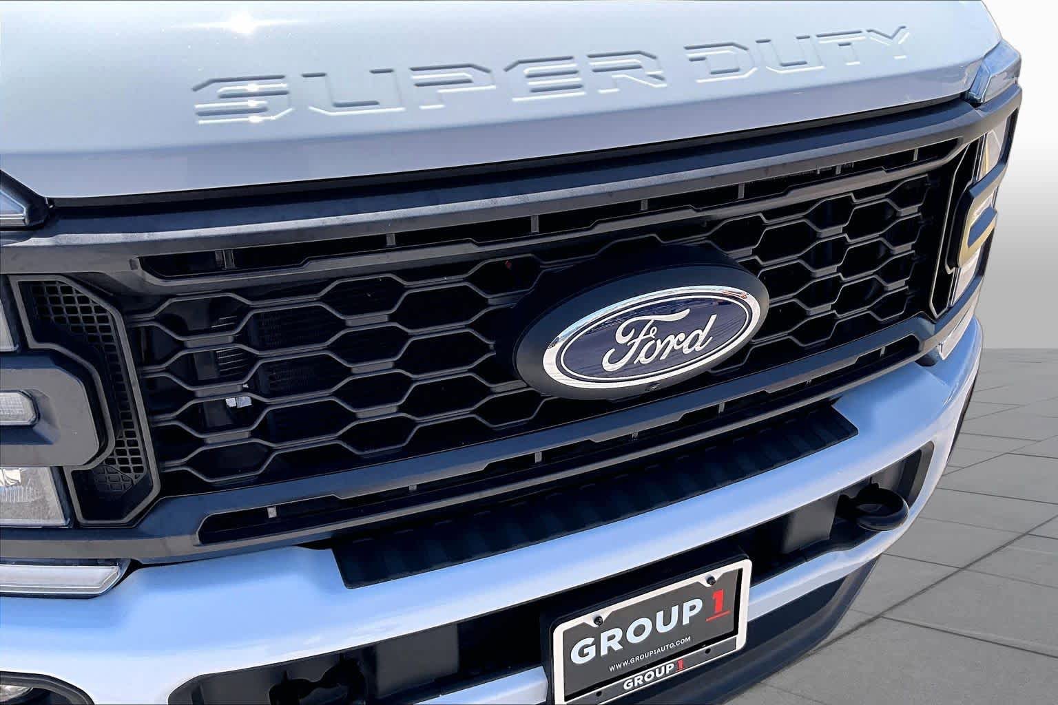 Certified 2025 Ford F250 XL w/ STX Appearance Package AWD/4WD image 28