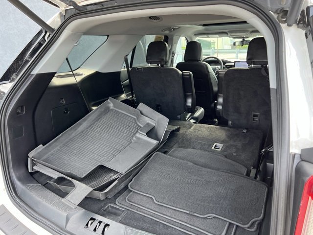 Certified 2022 Ford Explorer XLT w/ Equipment Group 202A image 22