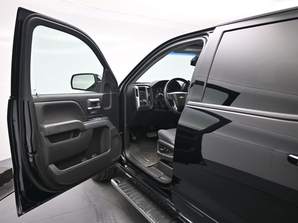 Used 2017 Chevrolet Silverado 1500 LT w/ LT Eassist Package image 9