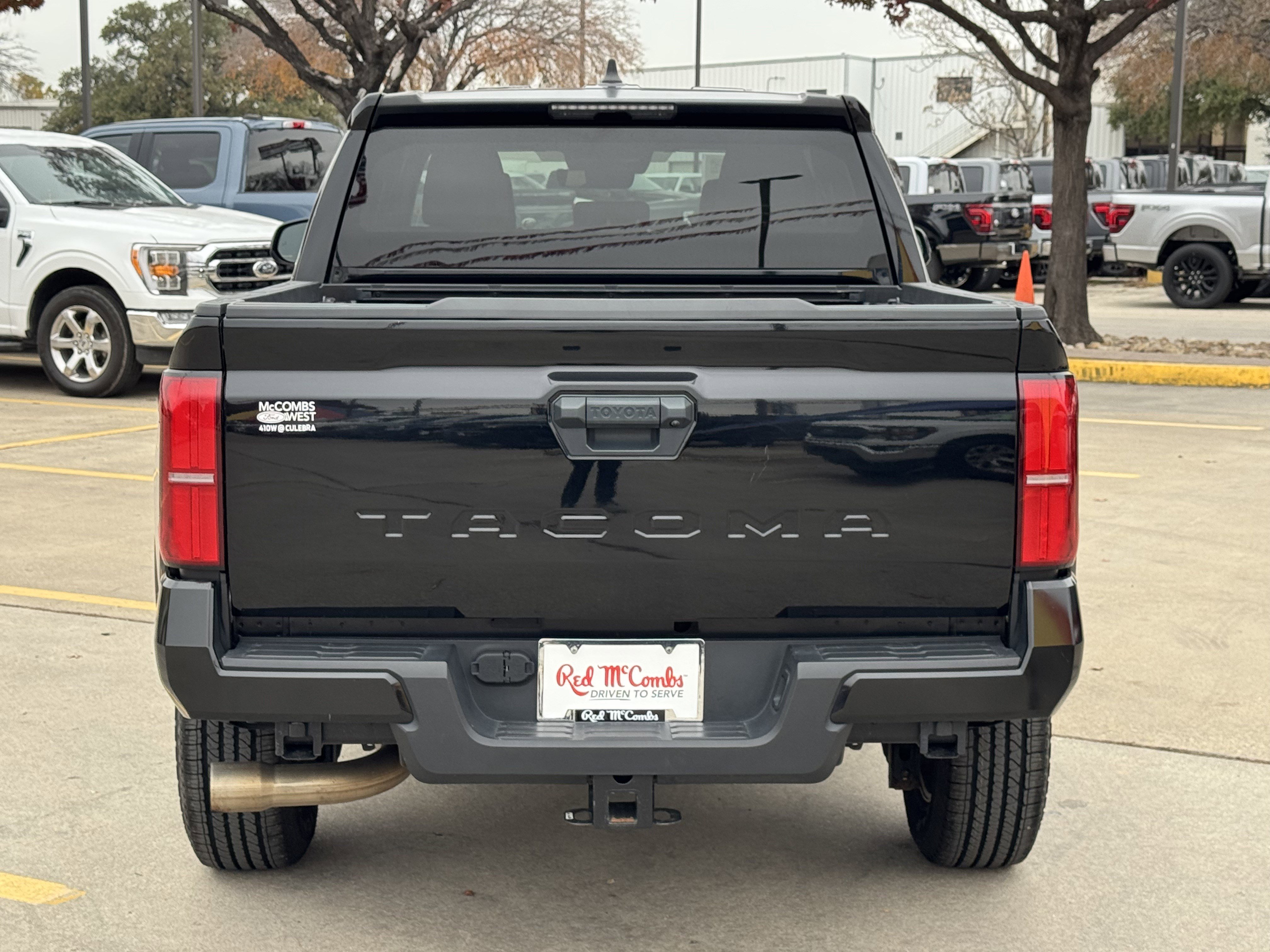 Used 2024 Toyota Tacoma SR5 image 8