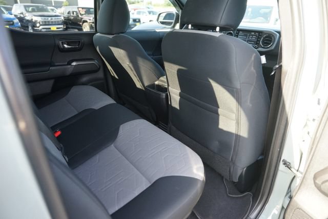 Used 2023 Toyota Tacoma TRD Sport w/ Technology Package RWD image 14