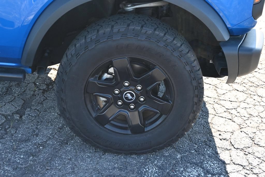 Certified 2023 Ford Bronco Black Diamond AWD/4WD image 16
