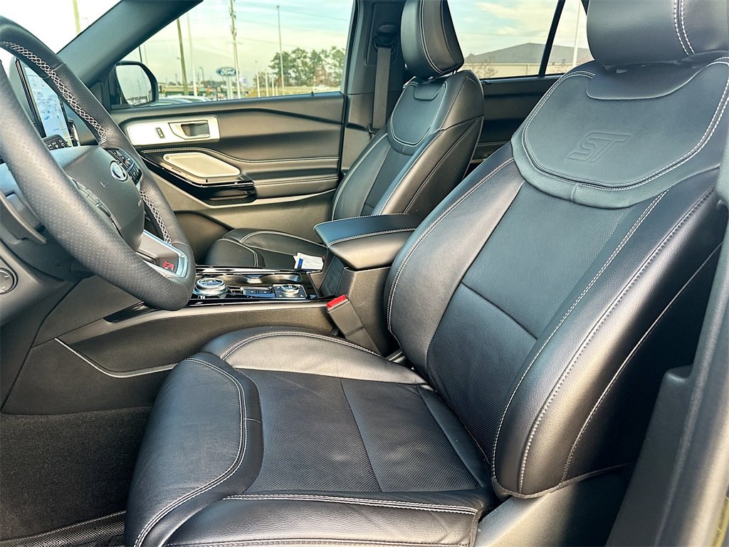 Certified 2023 Ford Explorer ST w/ Equipment Group 401A image 8