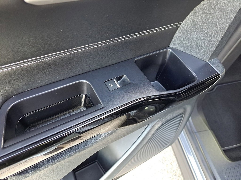 Certified 2022 Ford Explorer ST image 11