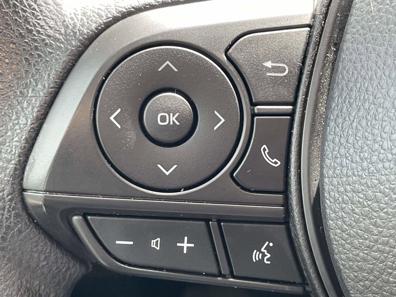 Used 2022 Toyota Corolla L FWD image 23