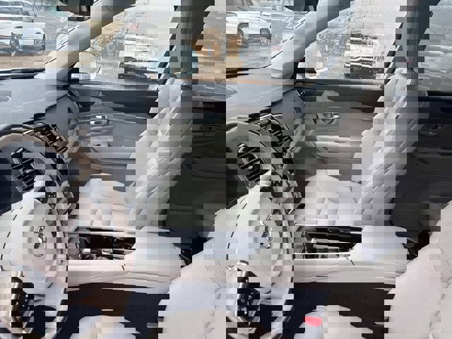 Used 2023 Volvo XC90 T8 Plus w/ Protection Package Premier image 15