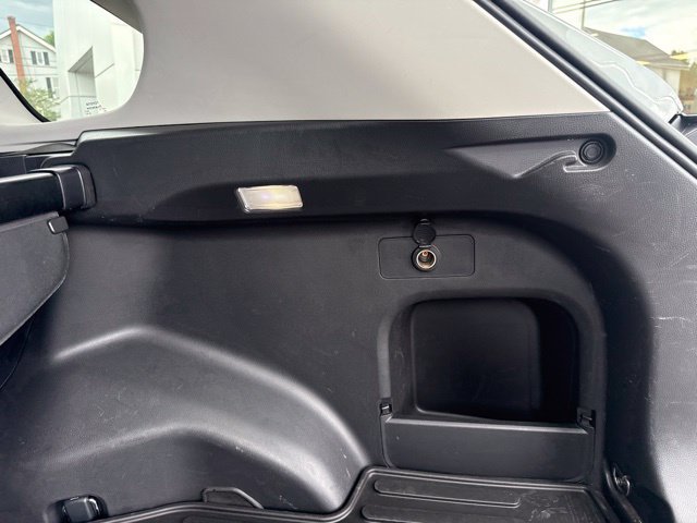 Used 2023 Toyota RAV4 XLE Premium AWD/4WD image 40