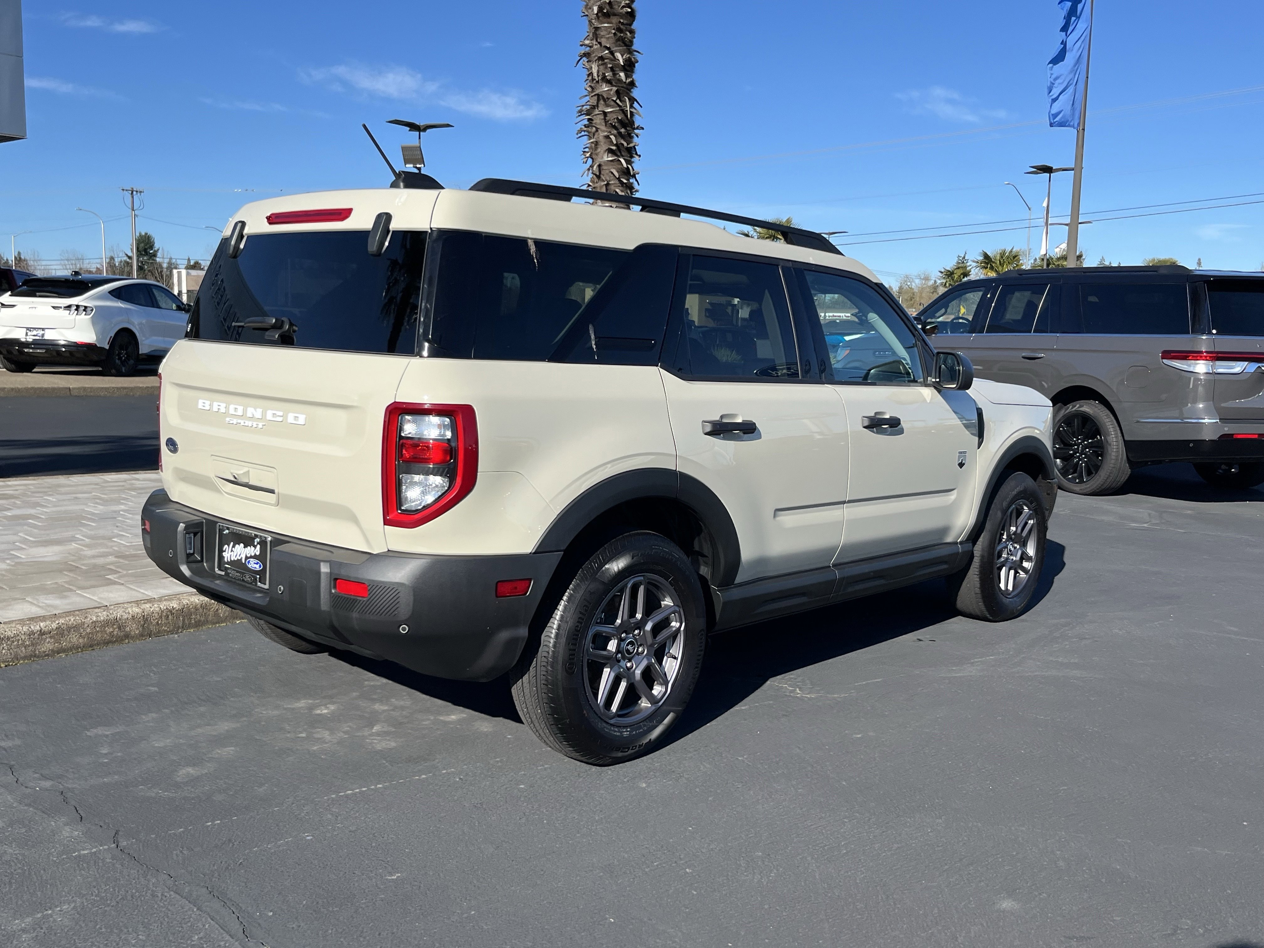 Certified 2025 Ford Bronco Sport Big Bend w/ Convenience Package image 3