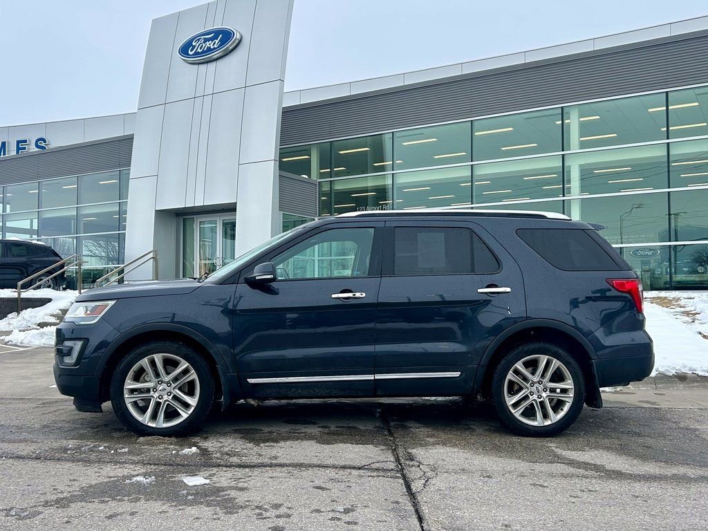 Certified 2017 Ford Explorer Limited image 3