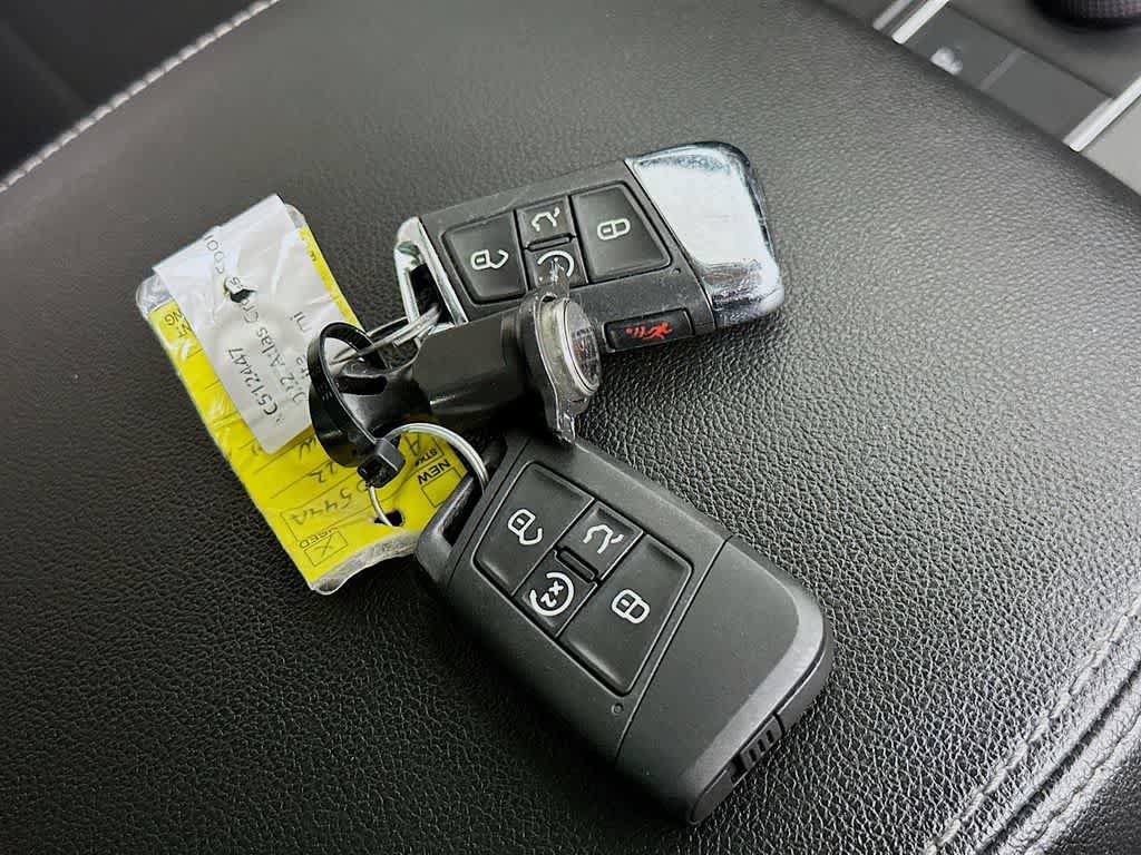 Used 2022 Volkswagen Atlas SEL AWD/4WD image 22