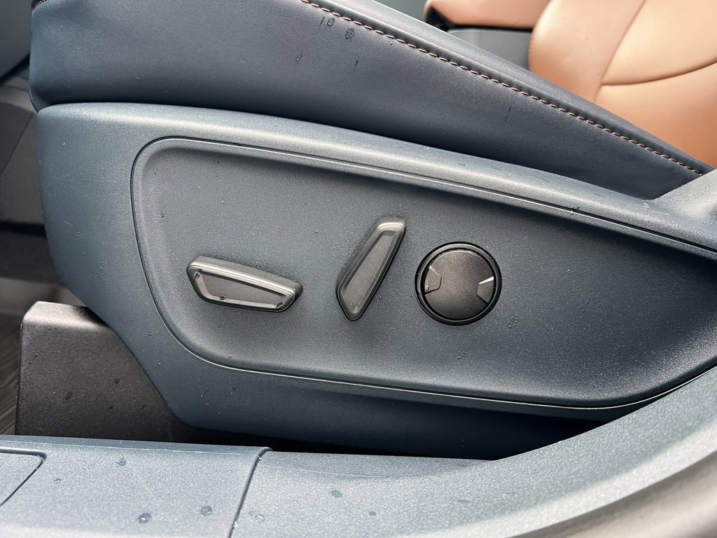 Certified 2023 Ford Maverick Lariat w/ Lariat Luxury Package image 19