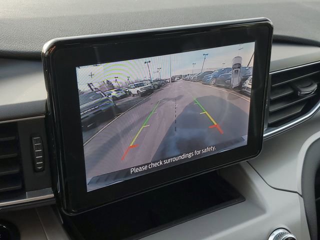 Certified 2022 Ford Explorer XLT w/ Equipment Group 202A image 20