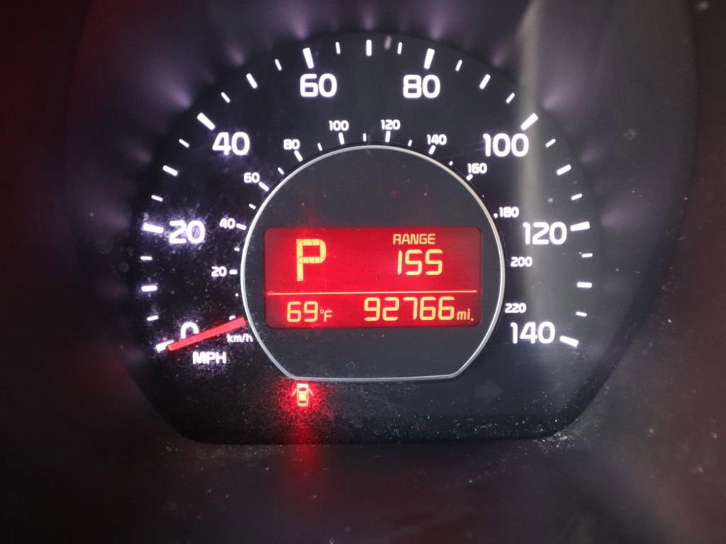 Used 2017 Kia Soul + FWD image 19