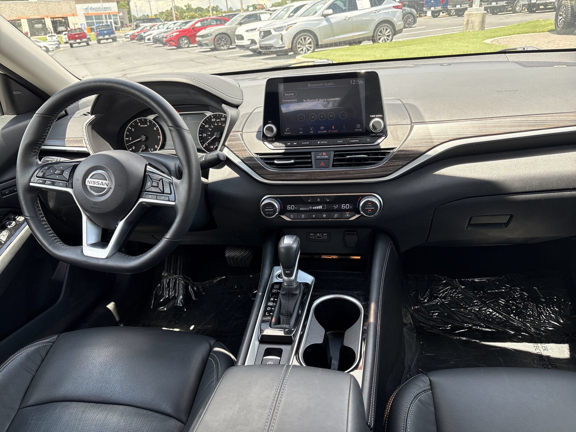 Used 2022 Nissan Altima 2.5 Platinum AWD/4WD image 3