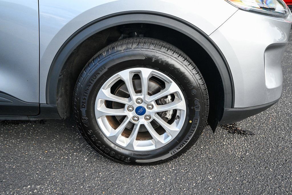 Certified 2022 Ford Escape SE image 19