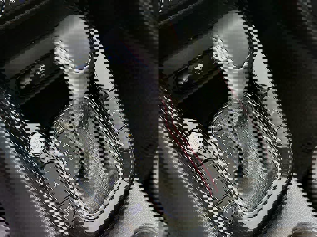 Used 2025 Kia Soul GT-Line w/ GT-Line Technology Package image 21