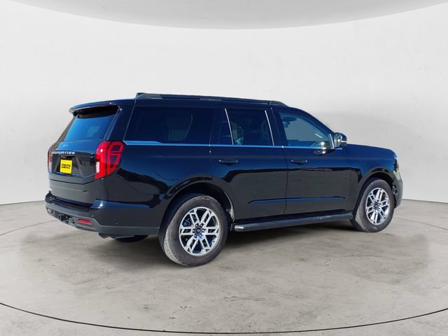 Certified 2025 Ford Expedition Active AWD/4WD image 5