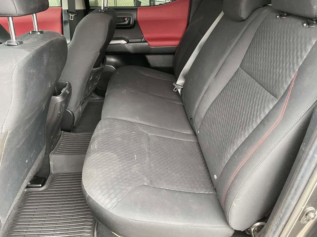 Used 2023 Toyota Tacoma SR5 AWD/4WD image 12