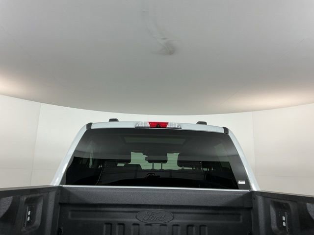 Certified 2025 Ford F350 Lariat w/ Black Appearance Package image 10