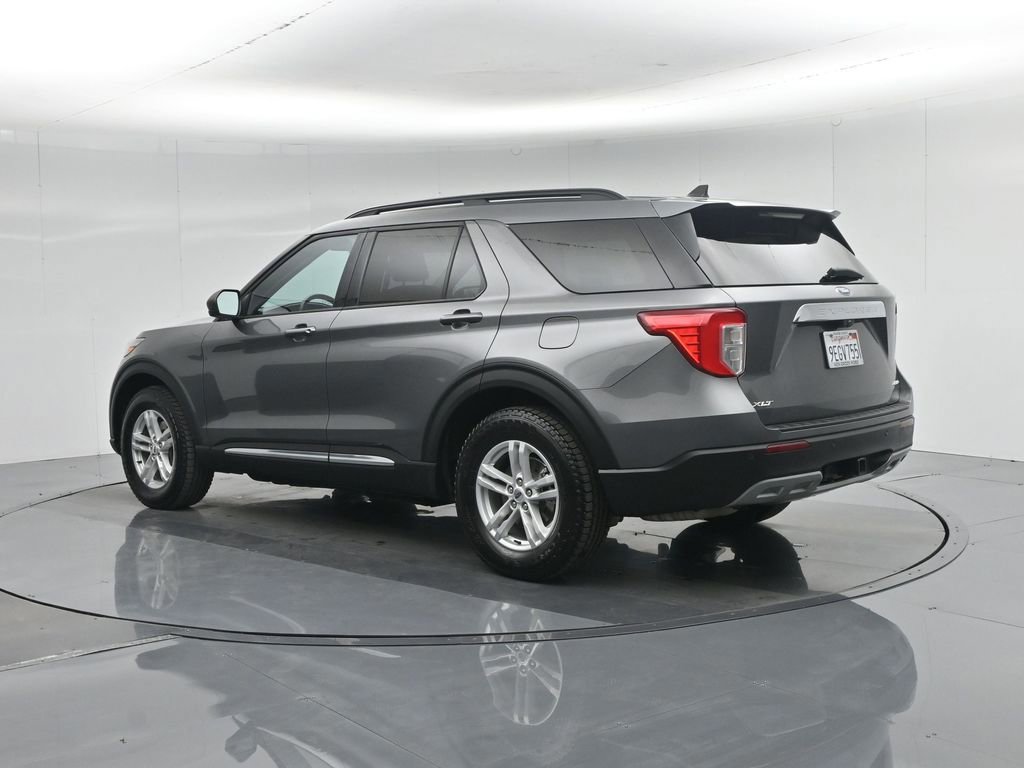 Certified 2022 Ford Explorer XLT w/ Equipment Group 202A image 22
