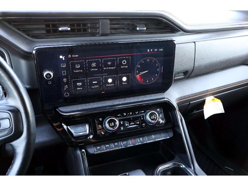 Used 2024 GMC Sierra 1500 AT4 w/ Technology Package AWD/4WD image 28