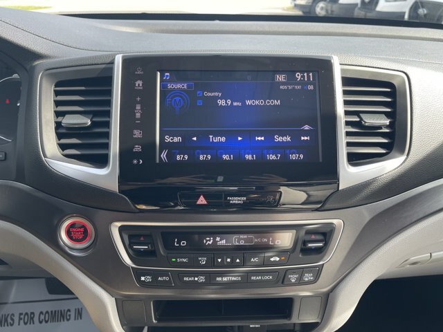 Used 2018 Honda Pilot EX image 9