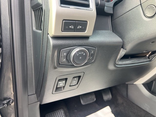 Certified 2019 Ford F150 Lariat w/ Equipment Group 502A Luxury image 9