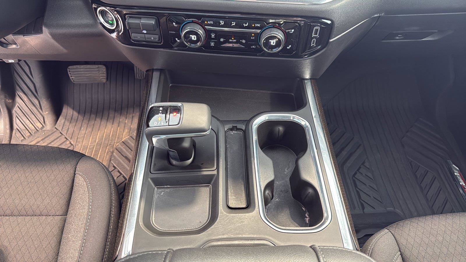 Used 2025 Chevrolet Silverado 1500 RST w/ Convenience Package II AWD/4WD image 24