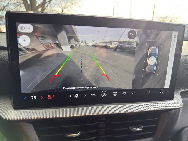 Certified 2025 Ford Explorer Platinum w/ LUX Leather Package image 34