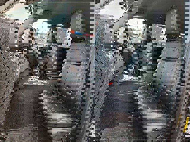 Certified 2022 Ford Explorer XLT w/ Equipment Group 202A image 20