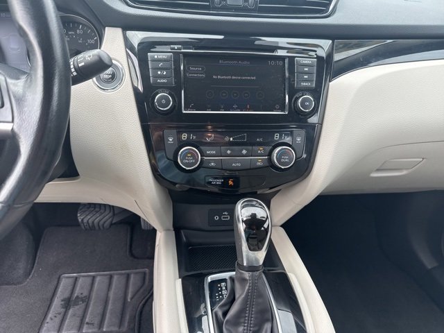 Used 2022 Nissan Rogue Sport SV image 29