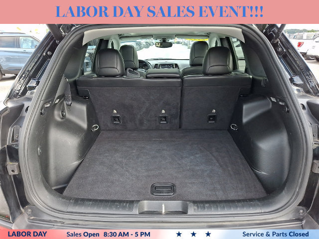 Used 2019 Jeep Cherokee Limited AWD/4WD image 30