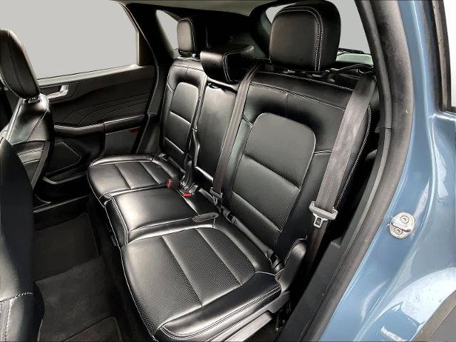 Certified 2025 Ford Escape Platinum AWD/4WD image 24