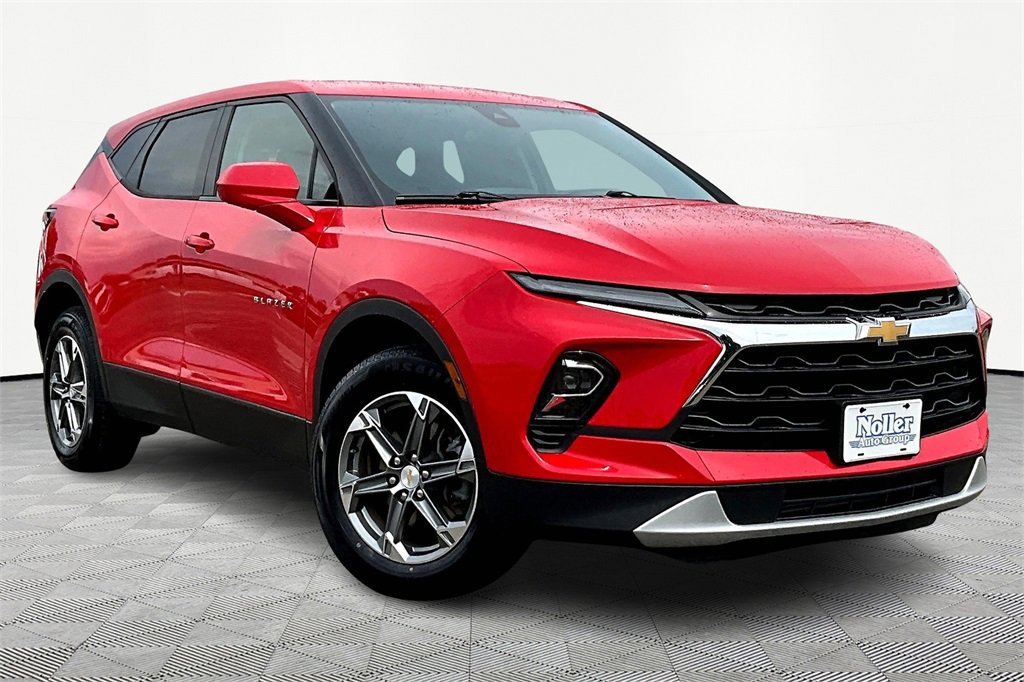 Used 2023 Chevrolet Blazer LT image 5