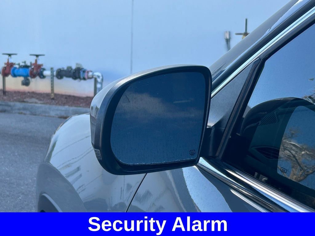 Used 2020 Jeep Cherokee Latitude Plus w/ Comfort/Convenience Group AWD/4WD image 16