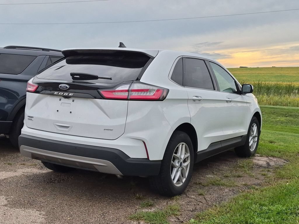 Certified 2022 Ford Edge SEL AWD/4WD image 2