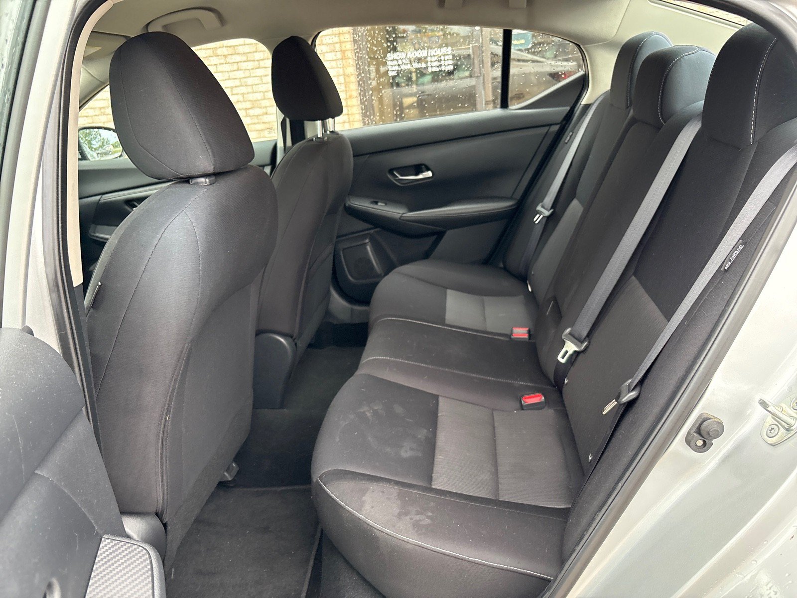Used 2022 Nissan Sentra SV FWD image 4
