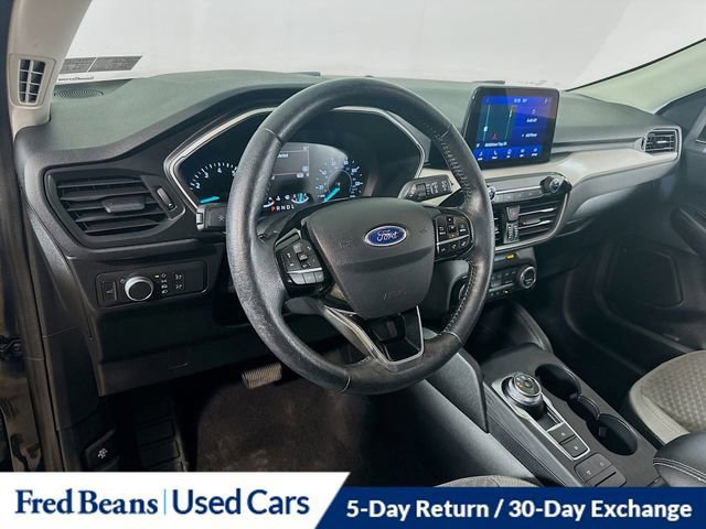 Certified 2021 Ford Escape SE w/ SE Sport Appearance Package image 16