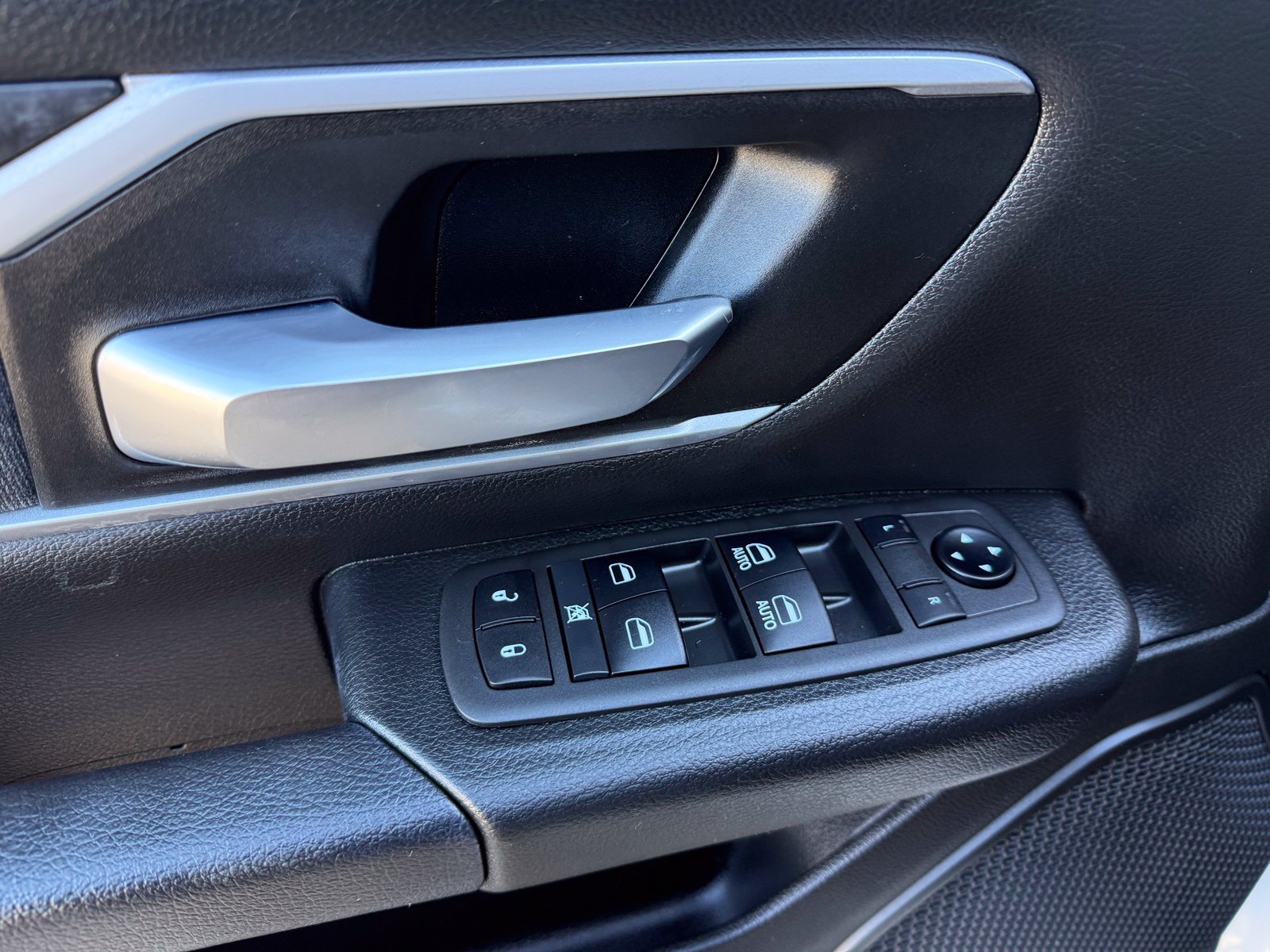 Used 2022 RAM 1500 Big Horn RWD image 15