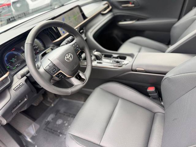 Used 2026 Toyota Crown Signia w/ Advanced Technology Package AWD/4WD image 15