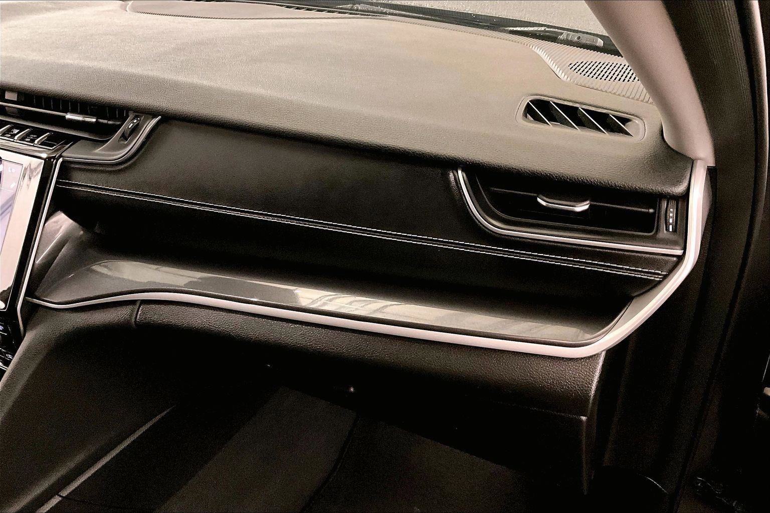 Used 2021 Jeep Grand Cherokee L Laredo w/ Luxury Tech Group I image 15