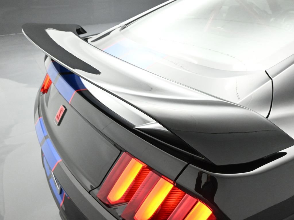 Certified 2017 Ford Mustang Shelby GT350R w/ GT350R Equipment Group 920A image 46