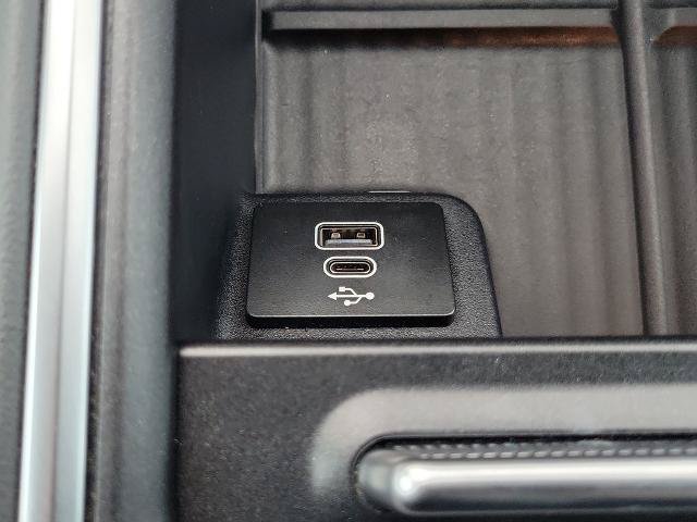Certified 2025 Ford Expedition Active AWD/4WD image 31