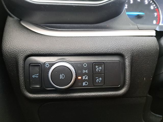 Certified 2022 Ford Explorer XLT w/ Equipment Group 202A image 20