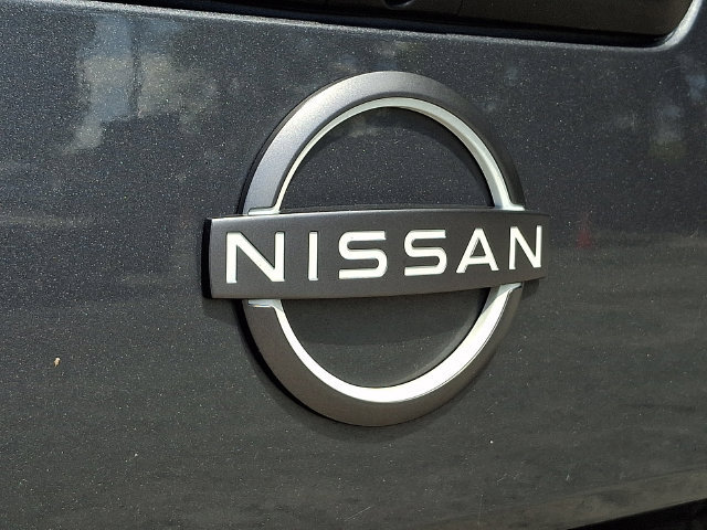 Used 2022 Nissan Frontier SV AWD/4WD image 30