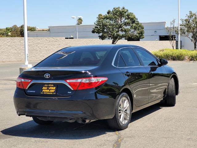 Used 2017 Toyota Camry SE FWD image 4