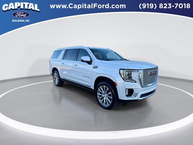 Used 2021 GMC Yukon XL Denali w/ Denali Premium Package image 8