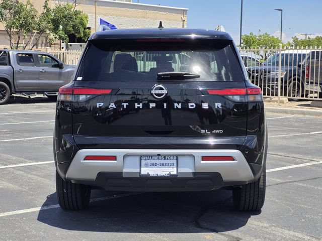 Used 2025 Nissan Pathfinder SL AWD/4WD image 6